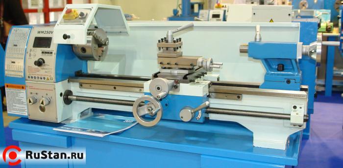 Настольный токарный станок WM250V фото №2 Weiss Machinery 250Vx550 фото №2